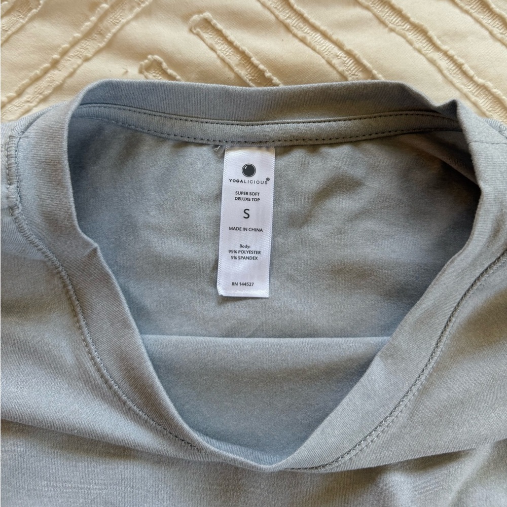 Basic Lightweight Tee - Picture 2 of 2